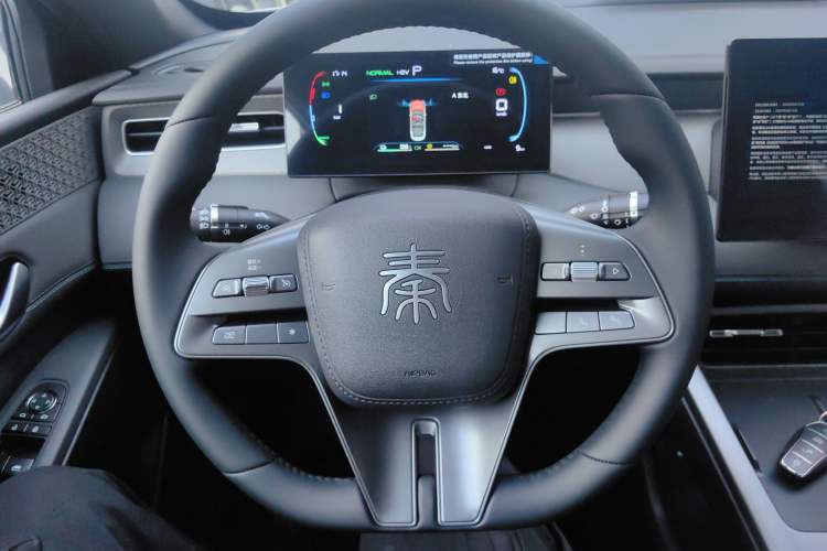 Used BYD Qin PLUS 2025 DM-i Smart Drive 55KM Leading Model