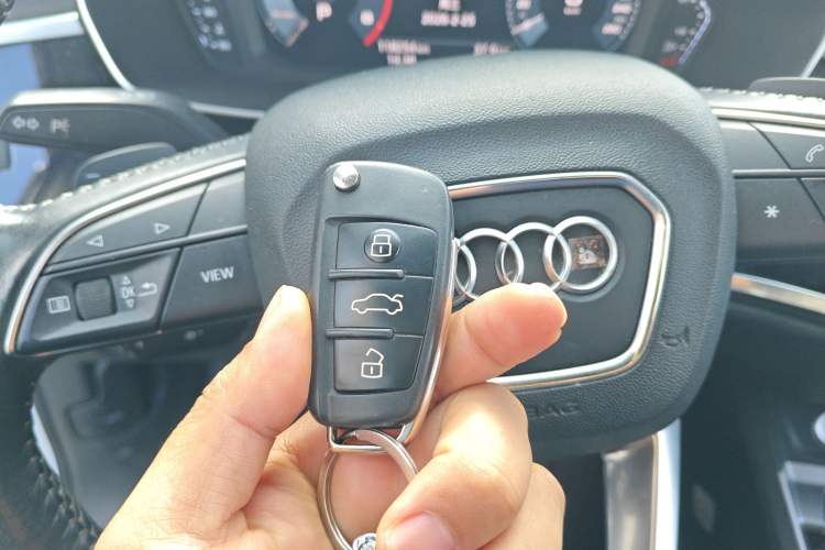 Used Audi Q3 2019 35 TFSI Fashion Dynamic Model