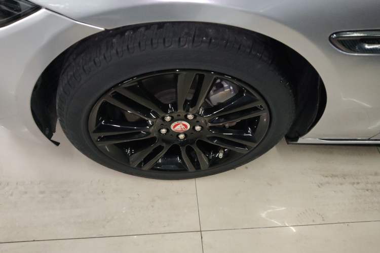 Used Jaguar XEL 2021 2.0T 250 PS Black Edition Sport Version