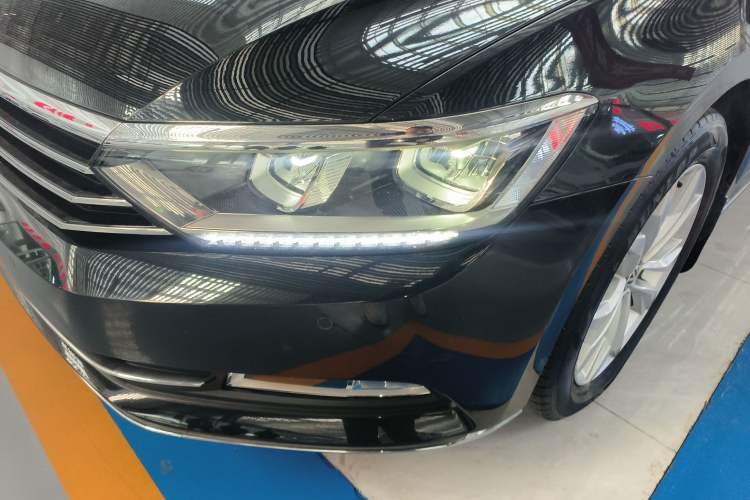 Used Volkswagen Magotan 2019 330TSI DSG Luxury Version China VI Standard