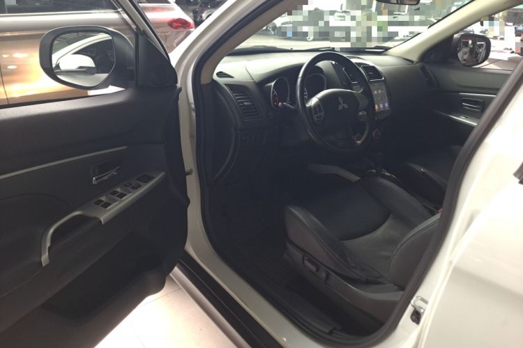 Used Mitsubishi ASX 2016 2.0L CVT Two-Wheel Drive Navigation Edition
