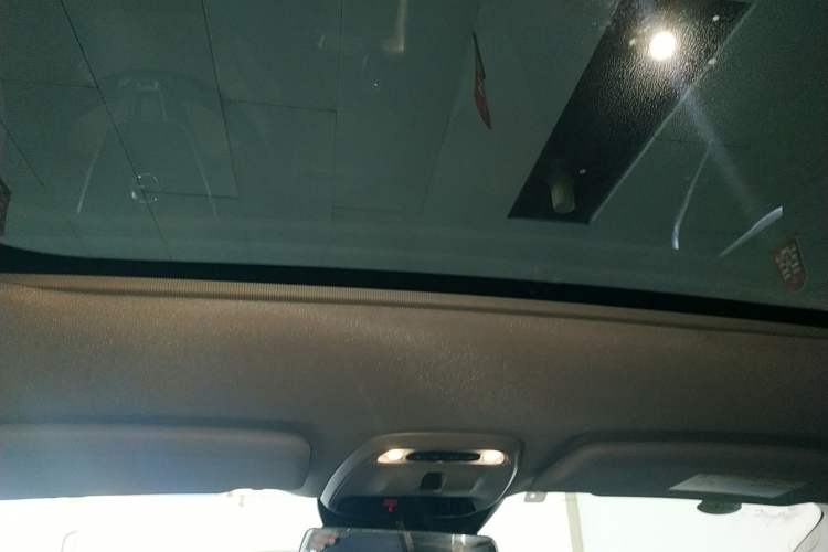 Used Volvo V40 2017 T3 Zhiya Edition
