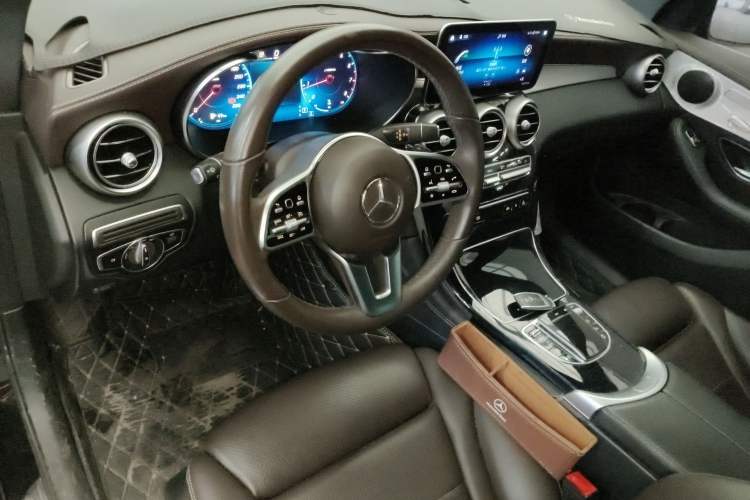 Used Mercedes-Benz GLC 2022 Refreshed GLC 260 L 4MATIC Dynamic Edition
