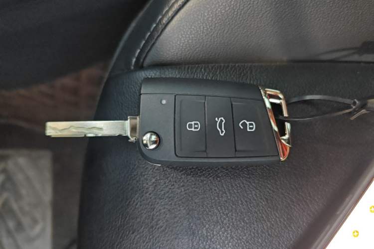 Used Volkswagen Sagitar 2021 280TSI DSG Excellence Edition
