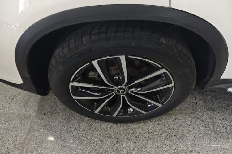 Used Mercedes-Benz GLC 2021 GLC 300 L 4MATIC Dynamic Model
