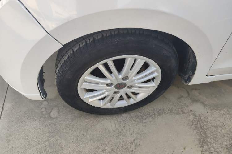 Used Wuling Hongguang 2015 1.5L S1 Standard China V-Emission Standards
