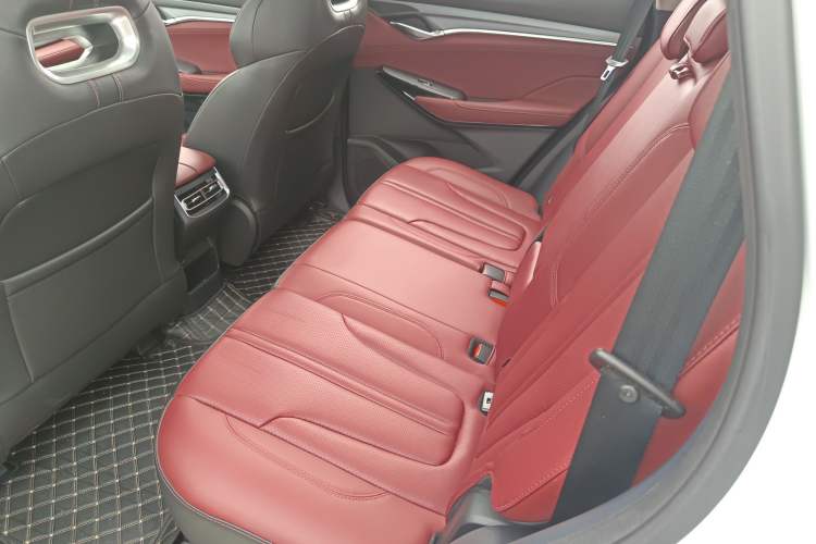 Used Changan CS75 PLUS 2022 1.5T Automatic Luxury Model
