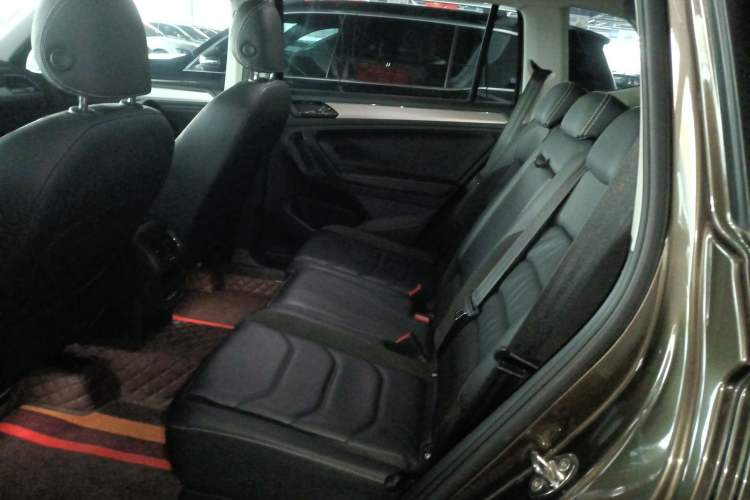 TDK.VehicleDetails.img