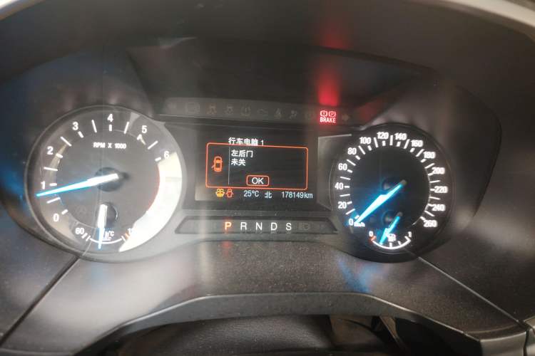 Used Ford Edge 2015 2.0T GTDi Two-Wheel-Drive Elite Edition
