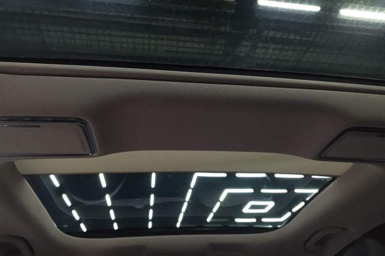 Used Mercedes-Benz E-Class 2023 E 260 L
