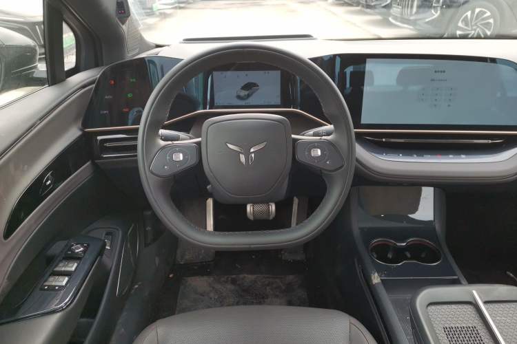 Used Hongqi EH7 2025 640 All-Wheel Drive Smart Selection Edition
