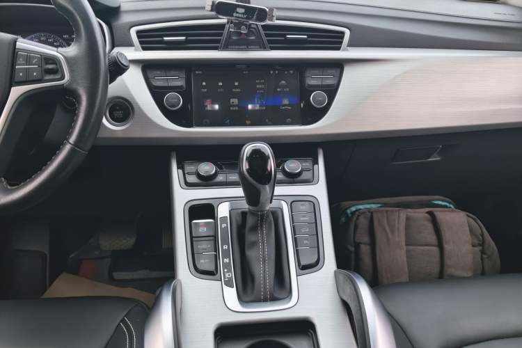 Used Geely Auto Emgrand X7 Sport 2016 1.8TD Automatic Smart Connectivity Version
