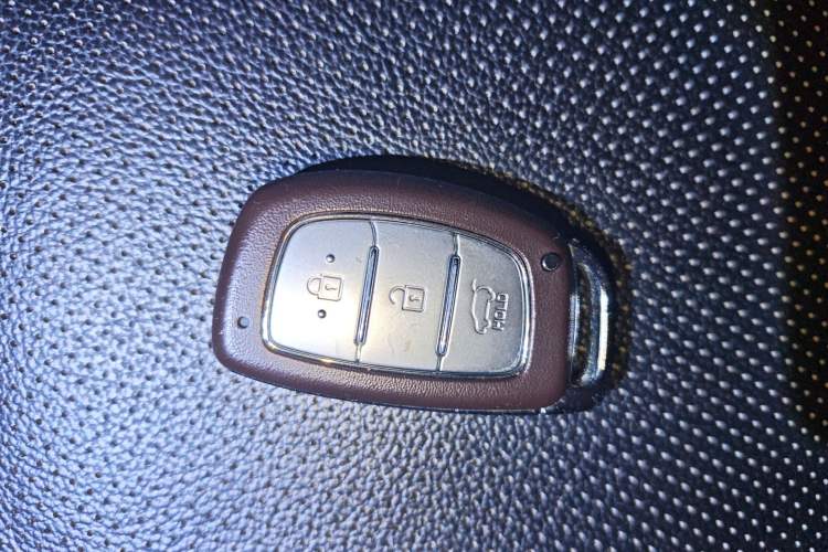 Used Hyundai ix25 2015 1.6L Automatic Two-Wheel Drive Smart GLS Trim
