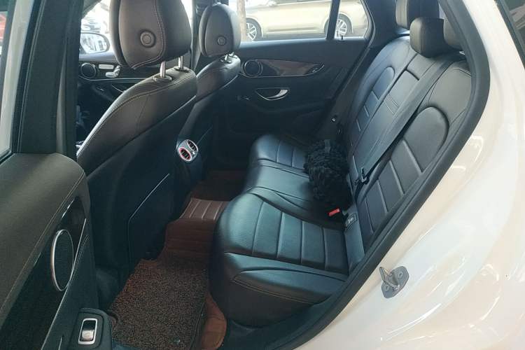 Used Mercedes-Benz GLC 2018 GLC 260 4MATIC Luxury Model