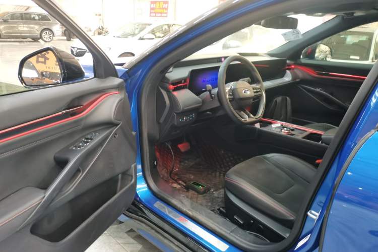 Used Ford EVOS 2022 Facelift EcoBoost 245 ST-Line
