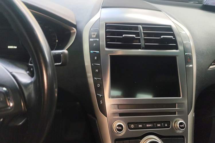 Used Lincoln MKZ 2018 2.0T Premium Edition