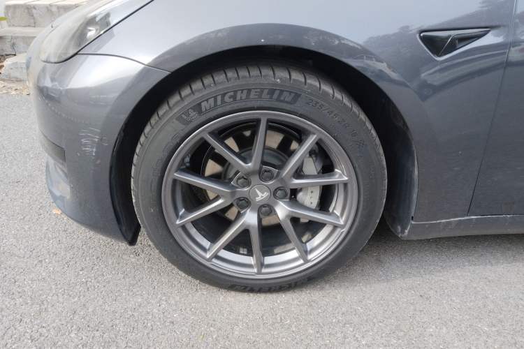 TDK.VehicleDetails.img