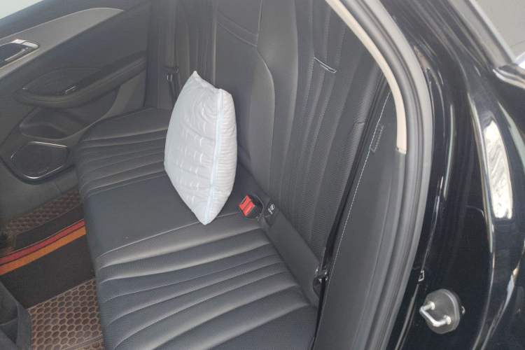 Used Hongqi H5 2024 2.0T Automatic Smart Connect Flagship Edition

