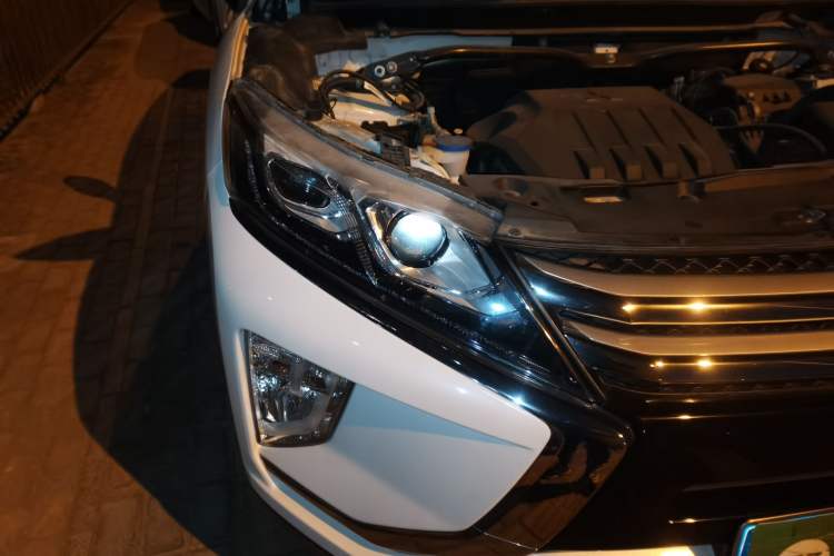 Used Mitsubishi Eclipse Cross 2018 1.5T CVT Two-Wheel Drive Dream Edition
