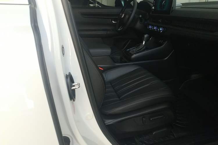 Used Honda Breeze 2023 240TURBO Two-Wheel-Drive Prestige Edition 5 Seats
