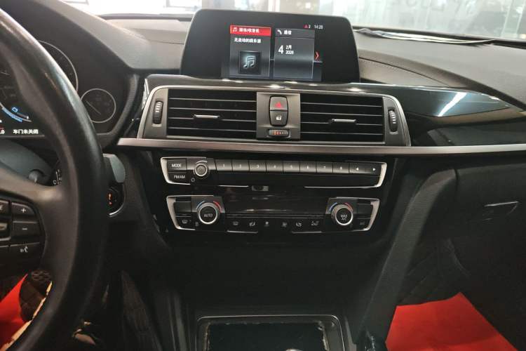 Used BMW 3 Series 2018 320Li Fashion Model
