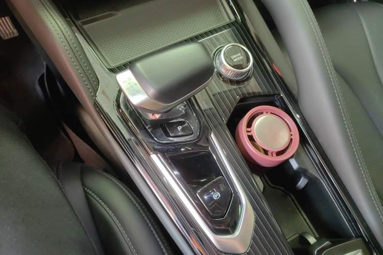 Used Geely Auto Monjaro L 2023 2.0TD High-Power Automatic Two-Wheel Drive Flagship Version
