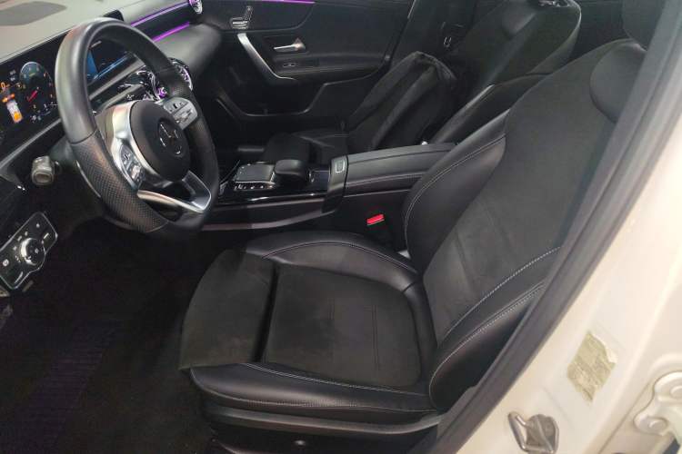 Used Mercedes-Benz A-Class 2021 A 200 L Sport Sedan Fashion Model
