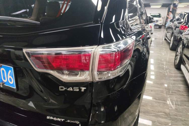 Used Toyota Highlander 2017 2.0T Four-Wheel Drive Luxury Edition 7 Seats
