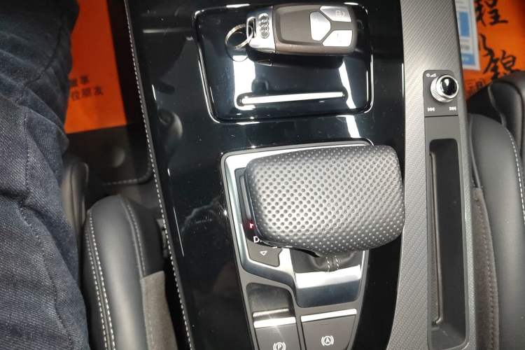 Used Audi Q5L 2025 40 TFSI Luxury Dynamic Edition