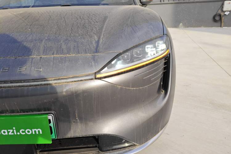 Used Hima Luxeed R7 2024 All-Electric 736 km Ultra
