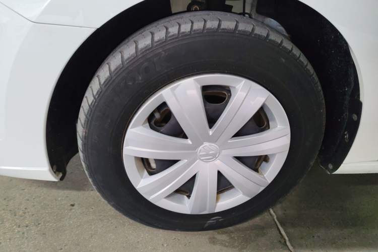 Used Volkswagen Jetta 2017 1.5L Manual Fashion Edition
