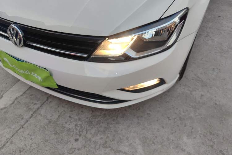 Used Volkswagen Lamando 2015 280TSI DSG Comfort Edition
