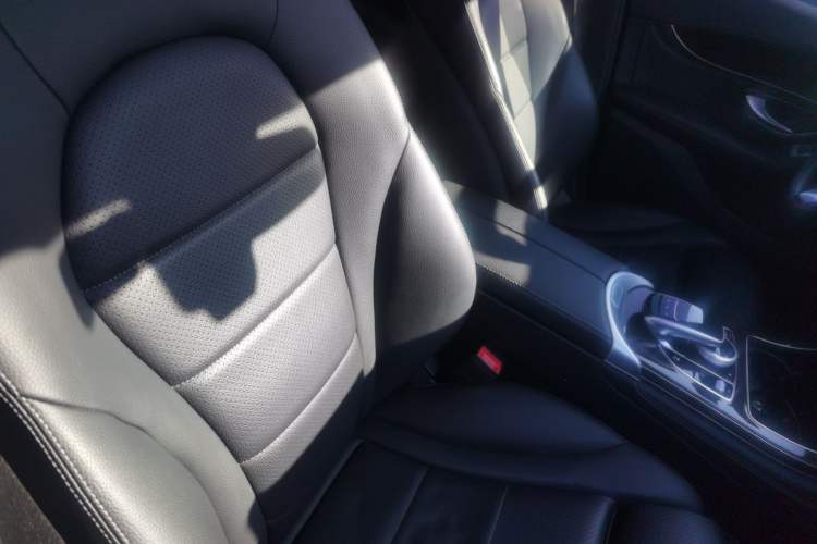 Used Mercedes-Benz GLC 2019 GLC 260 L 4MATIC Dynamic Model