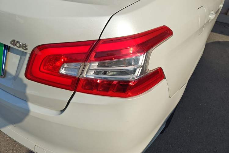 Used Peugeot 408 2014 1.8L Automatic Luxury Edition