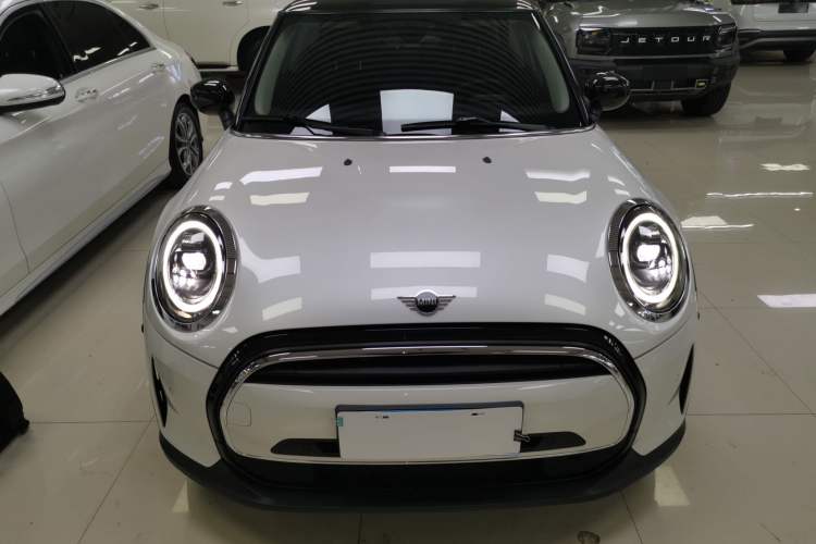 Used  MINI 2023 Updated 1.5T COOPER Artist
