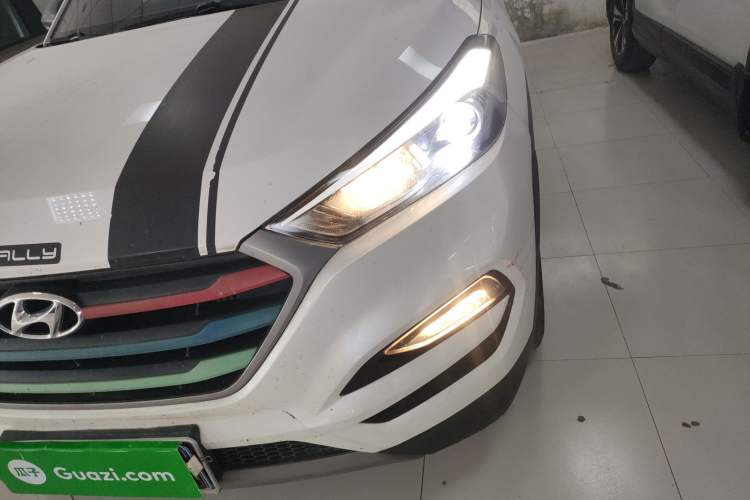 Used Hyundai Tucson 2018 1.6T Dual-Clutch Two-Wheel Drive 15th Anniversary Special Edition