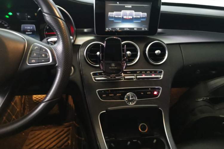 Used Mercedes-Benz C-Class 2016 C 180 L Sport Edition
