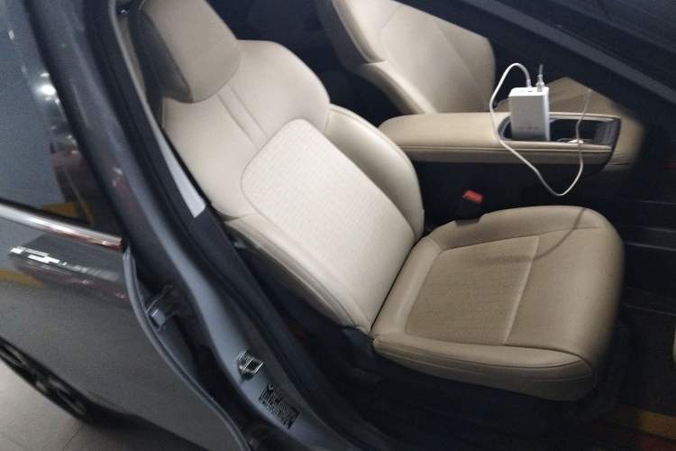 Used Wuling Bingo PLUS 2024 510 km Flagship Edition Four-Seater Version