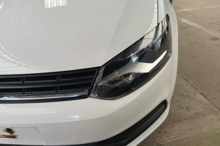 Used Volkswagen Polo 2016 1.4L Manual Fashion Model