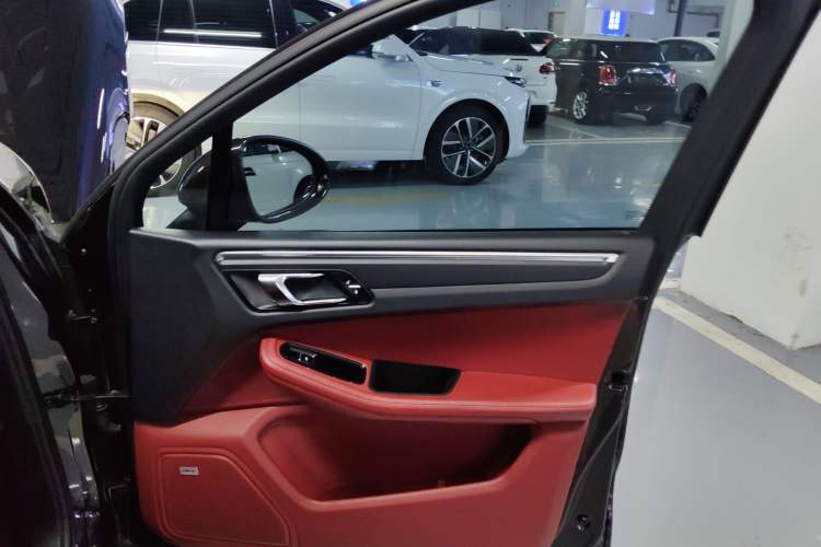 Used Porsche Macan 2017 Macan 2.0T
