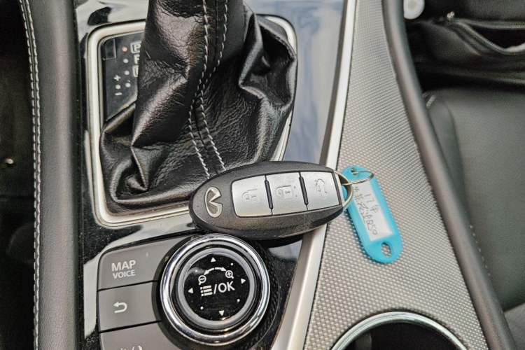 Used Infiniti Q50L 2016 2.0T Enjoyment Edition
