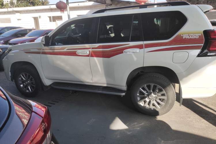 Used Toyota Prado 2019 3.5L Automatic TX-L Deluxe Edition with Rear-Mounted Spare Tire
