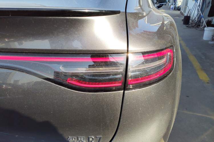 Used Hima Luxeed R7 2024 All-Electric 736 km Ultra