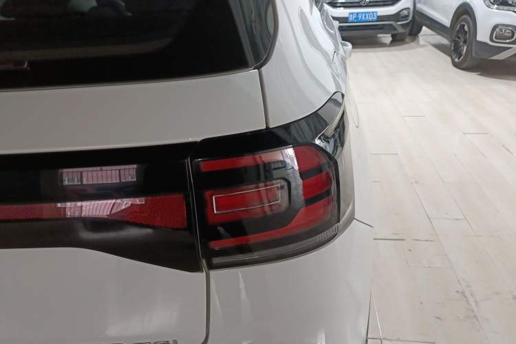 Used Volkswagen Tacqua 2023 200TSI DSG Joy-Connect Edition