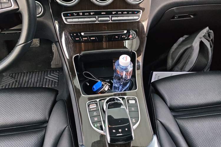 Used Mercedes-Benz GLC 2016 GLC 260 4MATIC Dynamic Edition
