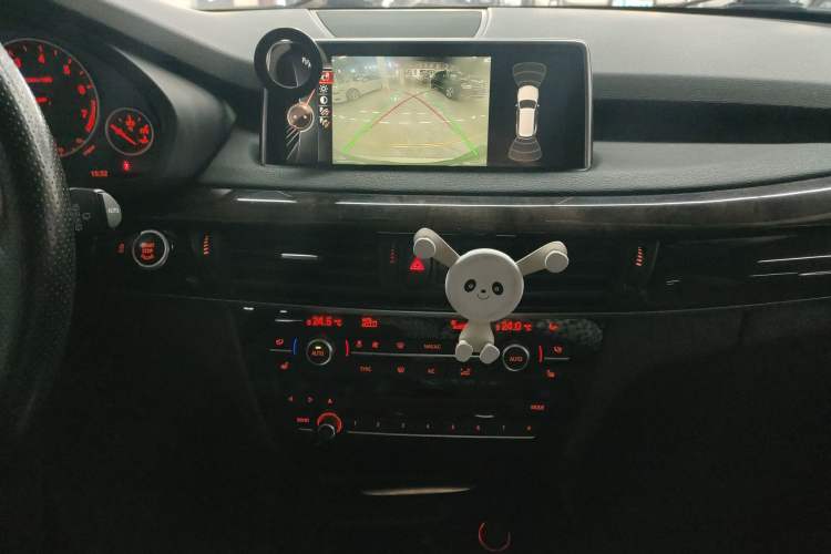 Used BMW X5 2015 xDrive28i
