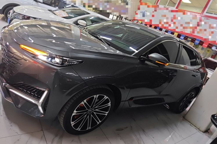 Used Changan UNI-K iDD 2022 Blue Whale iDD 130km 1.5T Prestige Model
