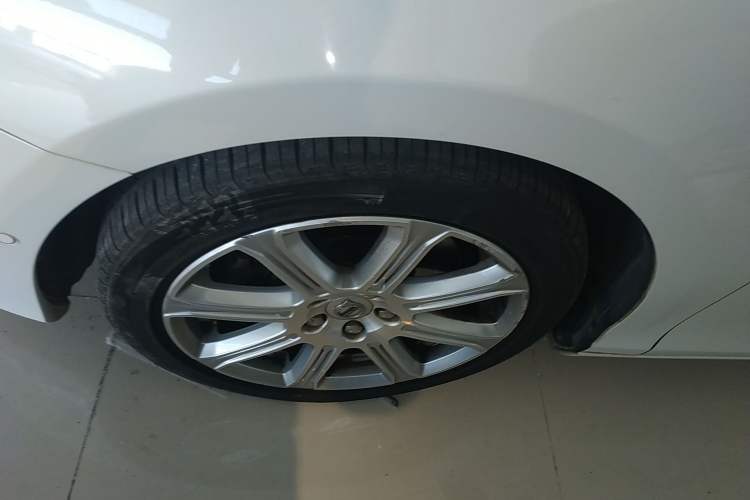 Used Volvo V40 2017 T3 Zhiya Edition
