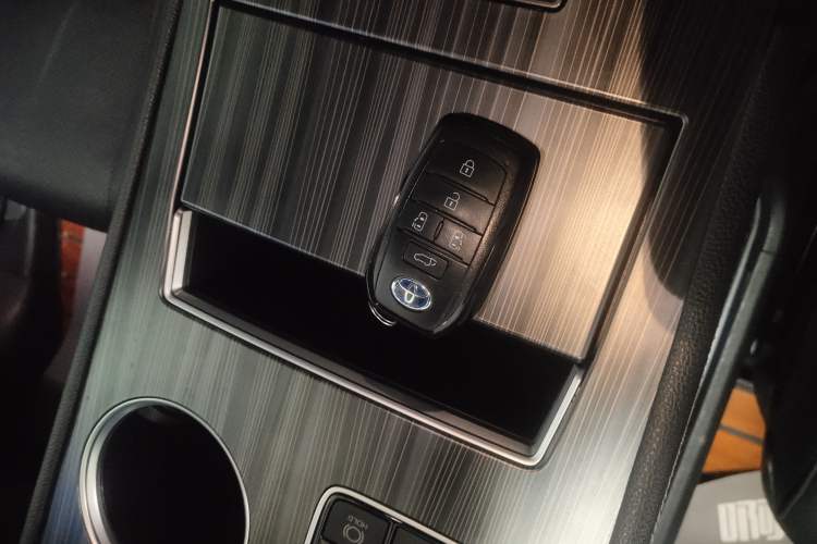 Used Toyota Sienna 2021 2.5L Hybrid Ultimate Edition
