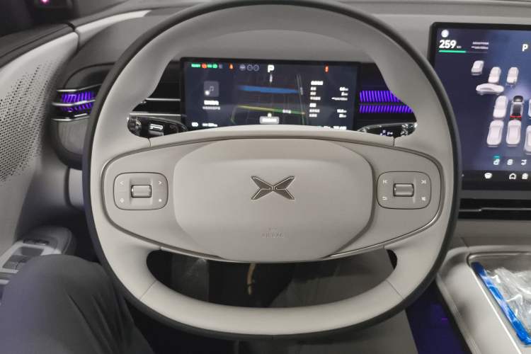 Used XPeng G6 2025 625 Long-Range Max Tech Edition
